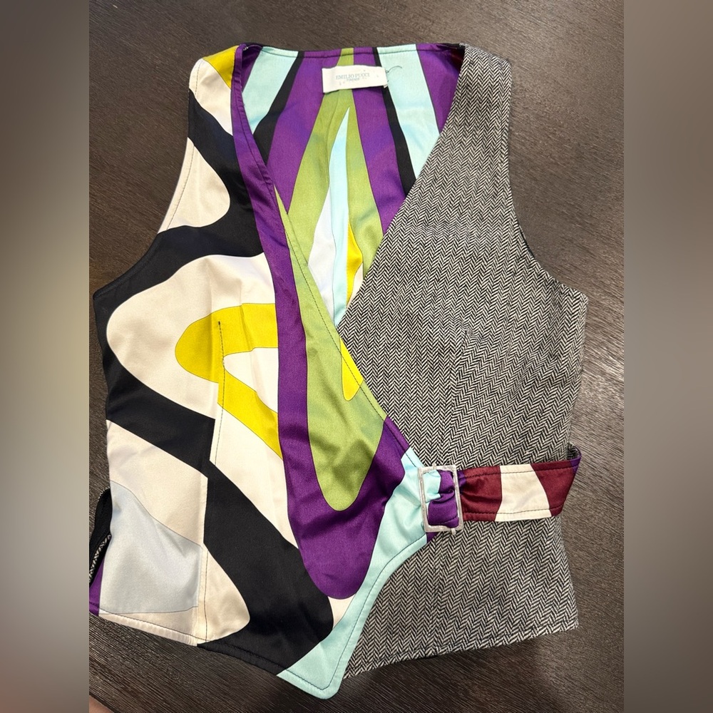 Emilio Pucci Signature scarf Print Silk Wool wrap Vest  top size 6-8